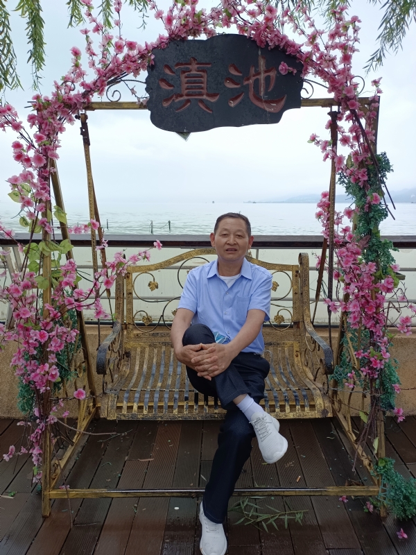 奋斗的第二张照片--哈尔滨相亲服务中心