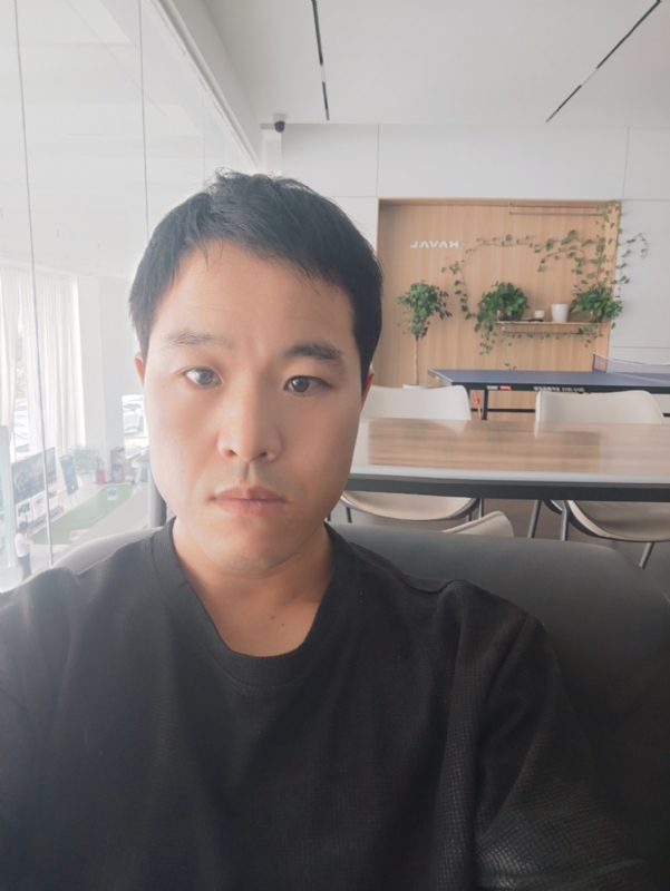 吊挂看风景的第一张照片--哈尔滨相亲服务中心