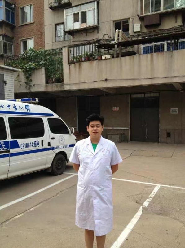 圣诞老人的第一张照片--哈尔滨相亲服务中心