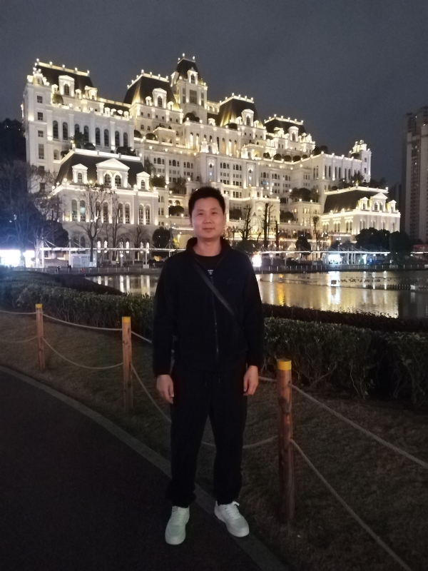 另一半的她的第三张照片--哈尔滨相亲服务中心