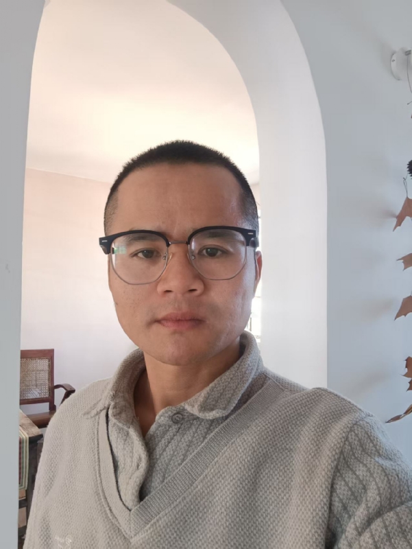 戴戴的第一张照片--哈尔滨相亲服务中心