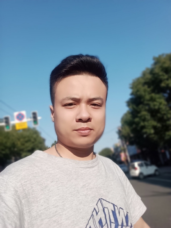 简简单单的第一张照片--哈尔滨相亲服务中心