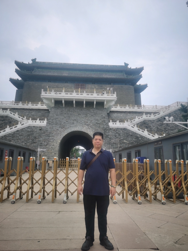 伟哥的第一张照片--哈尔滨相亲服务中心