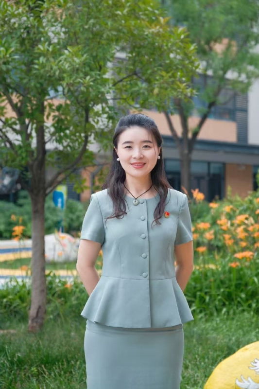 弯弯的第一张照片--哈尔滨相亲服务中心